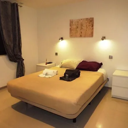 1 Bed Front Sea In Aveiros 公寓 *